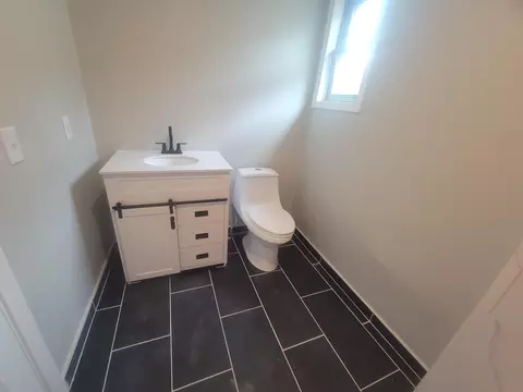481 E Markison Ave, Columbus, OH 43207 photo 18