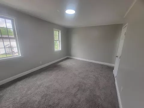 481 E Markison Ave, Columbus, OH 43207 photo 12