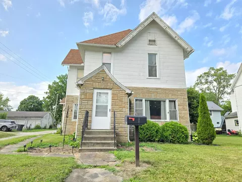 411 W Bucyrus St, Crestline, OH 44827