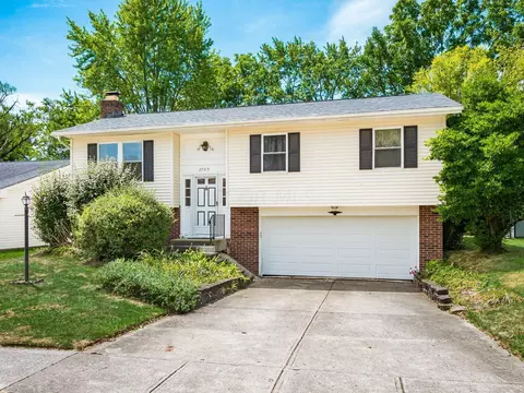 2705 Brinkman Dr, Grove City, OH 43123