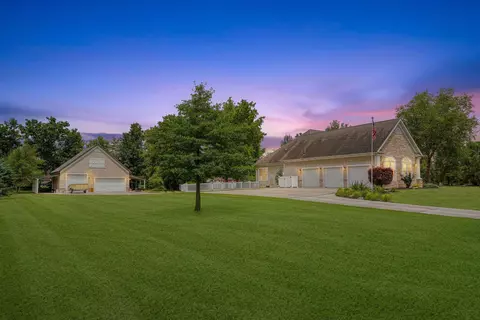 6570 Irish Hills Dr, Delaware, OH 43015