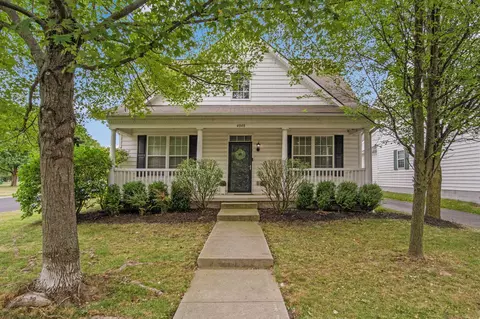 4048 Peregrine Pass Dr, Columbus, OH 43230