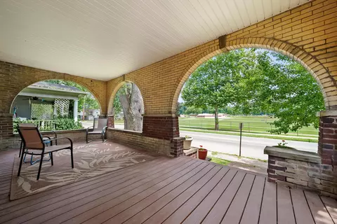 Exterior - 1103 N Columbus St, Lancaster, OH 43130 photo 4 of 11