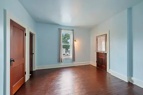 Bedroom - 1103 N Columbus St, Lancaster, OH 43130 photo 5 of 7