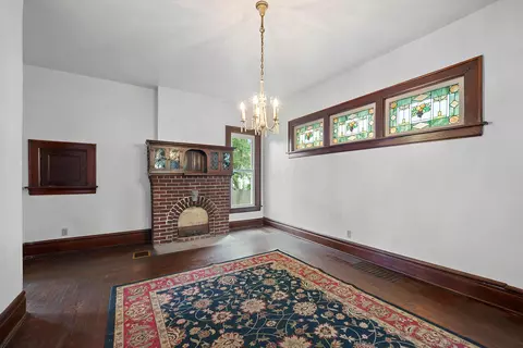 Living - 1103 N Columbus St, Lancaster, OH 43130 photo 3 of 3