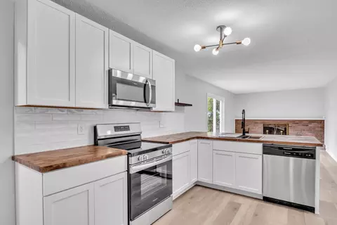 1565 Brentnell Ave, Columbus, OH 43219