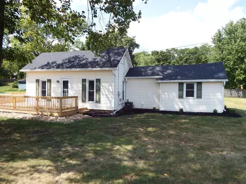 1060 Sycamore St, Harrisburg, OH 43126