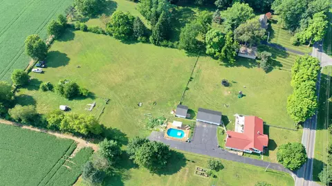 View/Area - 3024 Old Clifton Rd, Springfield, OH 45502 photo 1 of 7