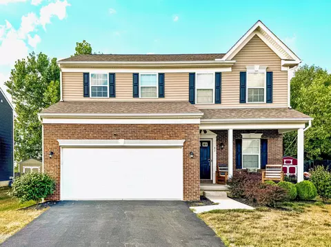 31 Thoreau Dr, Ashville, OH 43103