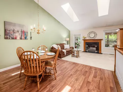 5572 Brighton Hill Ln, Dublin, OH 43016