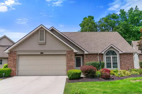 480 Woodside Pl, Bellefontaine, OH 43311