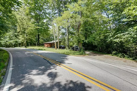 Exterior - 4103 Old Mill Rd, Springfield, OH 45502 photo 6 of 19