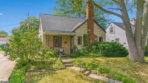 1189 Dover Ave, Columbus, OH 43212