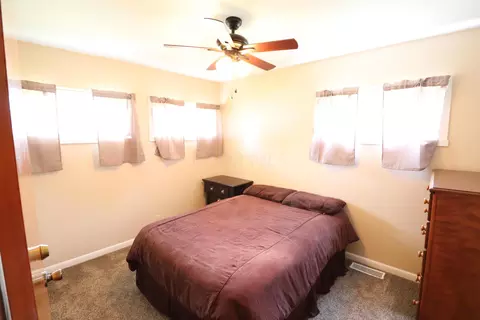 Bedroom - 348 Beech St, Green Camp, OH 43322 photo 3 of 4