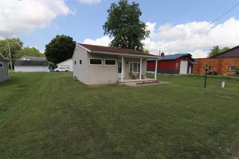 Exterior - 348 Beech St, Green Camp, OH 43322 photo 3 of 12