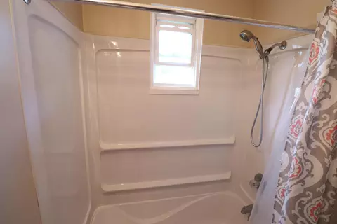 Bath - 348 Beech St, Green Camp, OH 43322 photo 2 of 2