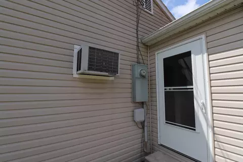 Exterior - 348 Beech St, Green Camp, OH 43322 photo 10 of 12