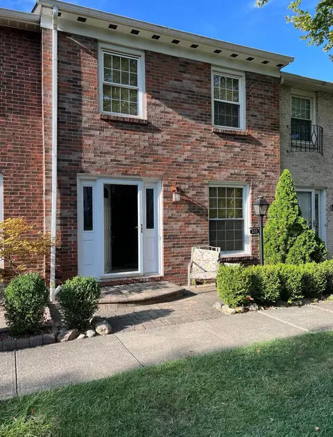 599 Dlyn St #5, Columbus, OH 43228