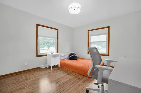 Bedroom - 2940 Pine Dr, Circleville, OH 43113 photo 2 of 2