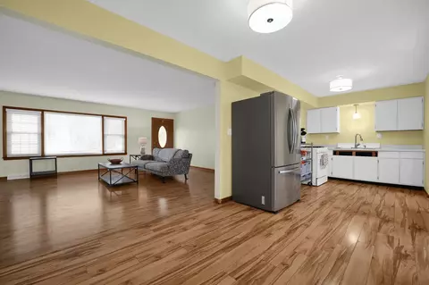 Living - 2940 Pine Dr, Circleville, OH 43113 photo 3 of 3
