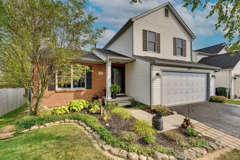 7313 Oliver Winchester Dr, Canal Winchester, OH 43110
