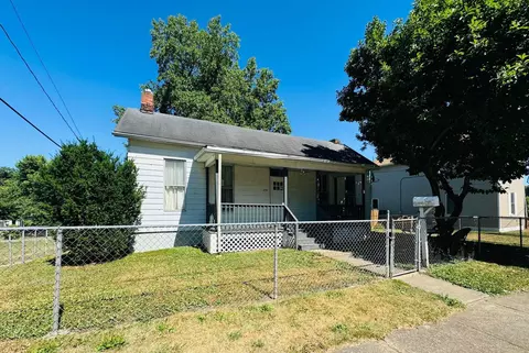 242 Corwin Ave, Zanesville, OH 43701