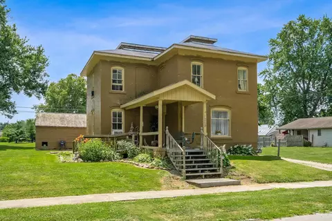 1269 Harding Way E, Galion, OH 44833