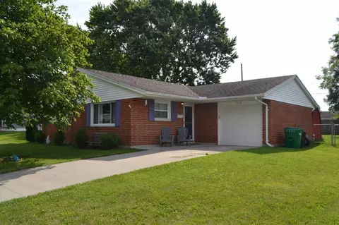 4548 Green Meadows Dr, Enon, OH 45323
