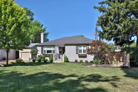2587 Mt Holyoke Rd, Columbus, OH 43221
