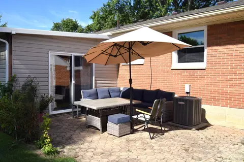 Exterior - 2933 Ashlar Dr, Springfield, OH 45503 photo 4 of 6