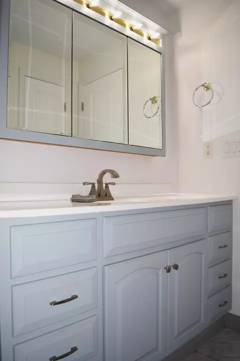 Bath - 2933 Ashlar Dr, Springfield, OH 45503 photo 3 of 3