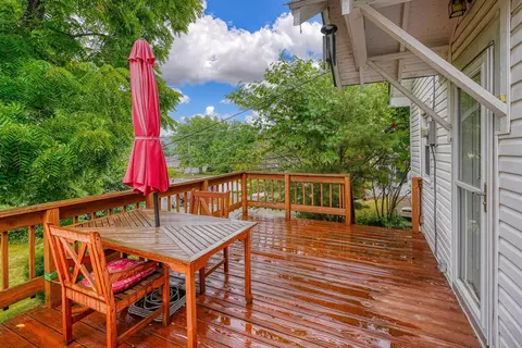 Exterior - 241 Cross St, Jackson, OH 45640 photo 6 of 10