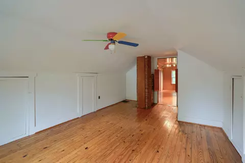 Bedroom - 241 Cross St, Jackson, OH 45640 photo 5 of 6