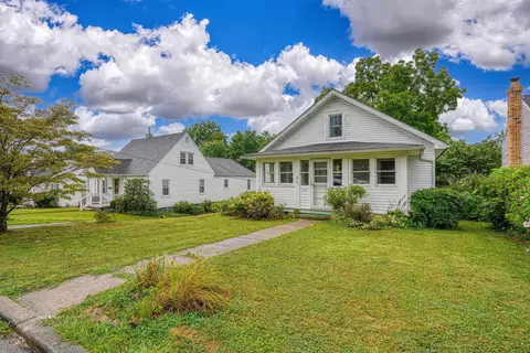 Exterior - 241 Cross St, Jackson, OH 45640 photo 3 of 10