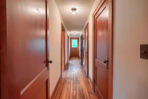 Entry Way - 241 Cross St, Jackson, OH 45640 photo 3 of 5
