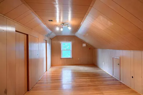Bedroom - 241 Cross St, Jackson, OH 45640 photo 6 of 6