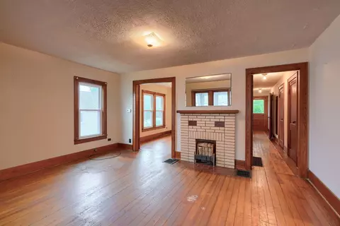 Living - 241 Cross St, Jackson, OH 45640 photo 1 of 6
