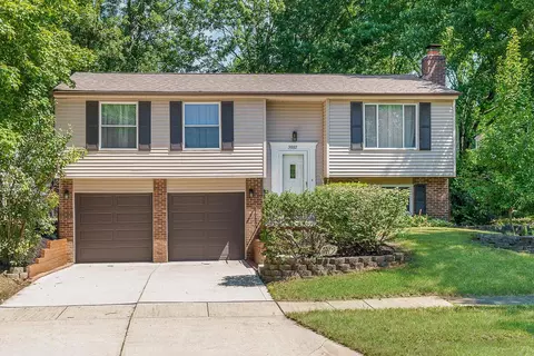 3882 Wintergreen Blvd, Columbus, OH 43230