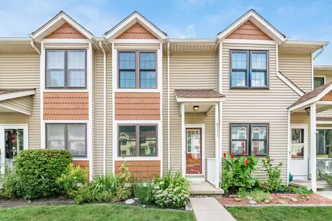8173 Newark Ave #17D, Westerville, OH 43081