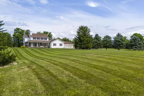 10355 Kiousville Palestine Rd #SE, Mount Sterling, OH 43143