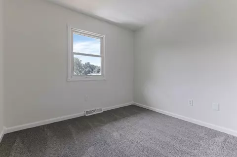 628 E Crest Dr, Heath, OH 43056 photo 29