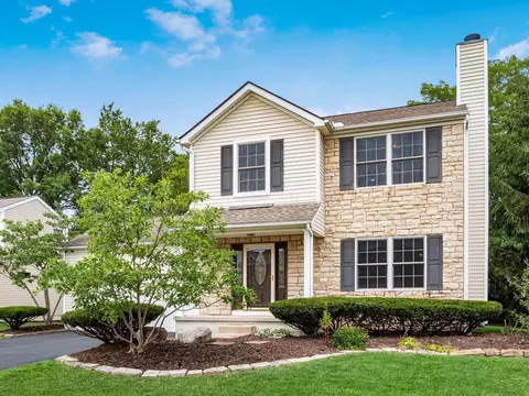 3964 Black Pine Dr, Grove City, OH 43123