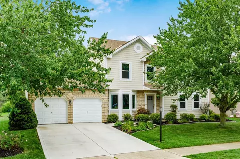 34 Chenango Dr, Powell, OH 43065