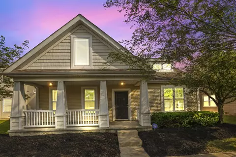 4584 Grand Strand Dr, Grove City, OH 43123