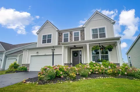 120 Bluestem Ln, Plain City, OH 43064