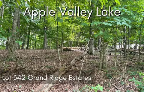 452 Grand Ridge Dr, Howard, OH 43028