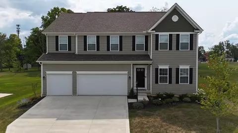 4140 Topsail Dr, Lewis Center, OH 43035