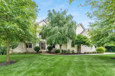 6923 Optimara Dr, Pickerington, OH 43147