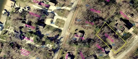 626 Kingsview Dr, Howard, OH 43028