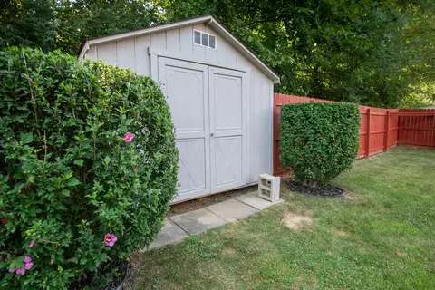 1944 Appian Way, Springfield, OH 45503 photo 32